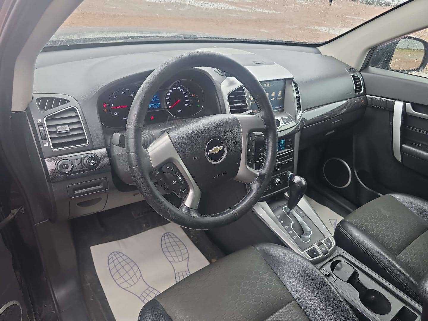 Chevrolet Captiva,  279 773 км, 2014 года в лизинг