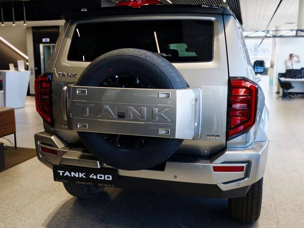 Tank 400 2.0T AT 4WD Premium