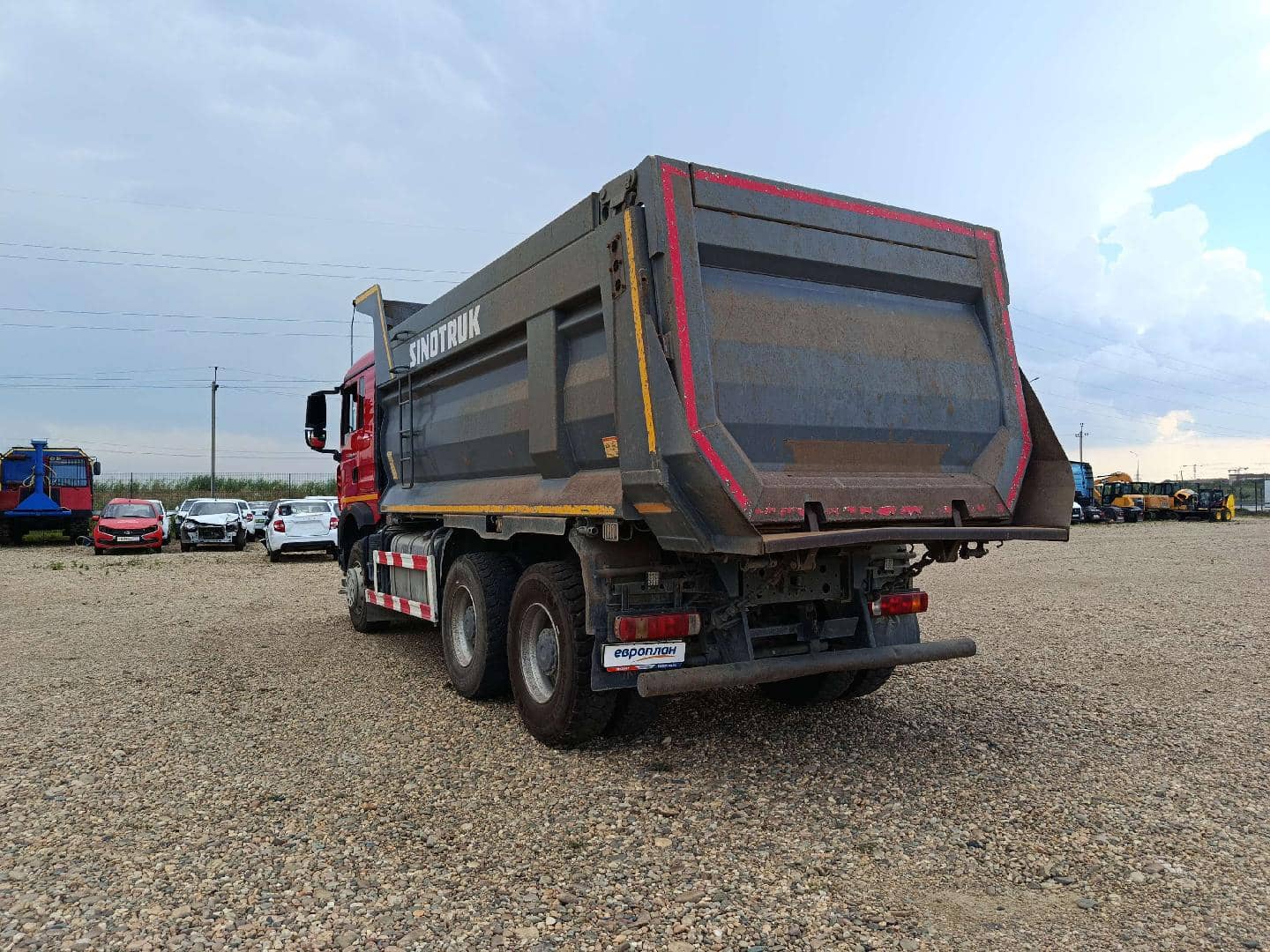 HOWO ZZ3257V384GE1 6x4,  79 402 км, 2022 года в лизинг