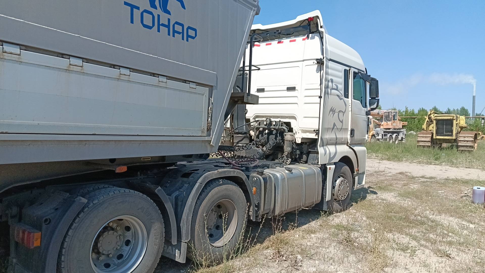 Sitrak С7Н MAX 6×4 ZZ4256V364HE,  58 960 км, 2023 года