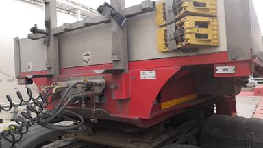 Компания СпецПрицеп Тяжеловоз низкорамный 9942D3