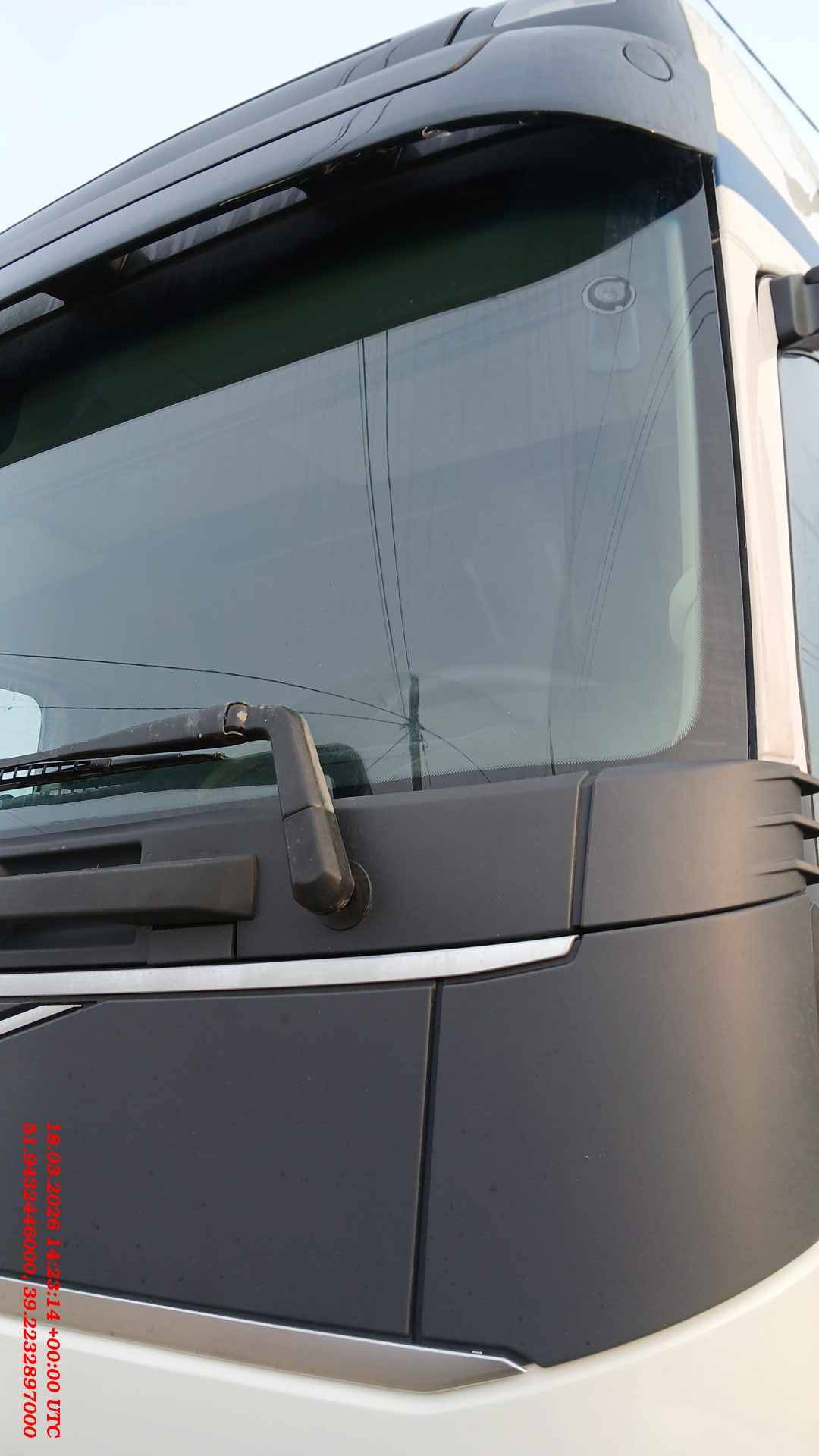 Volvo FH 460 4x2 (FH Globetrotter XL),  669 537 км, 2022 года в лизинг