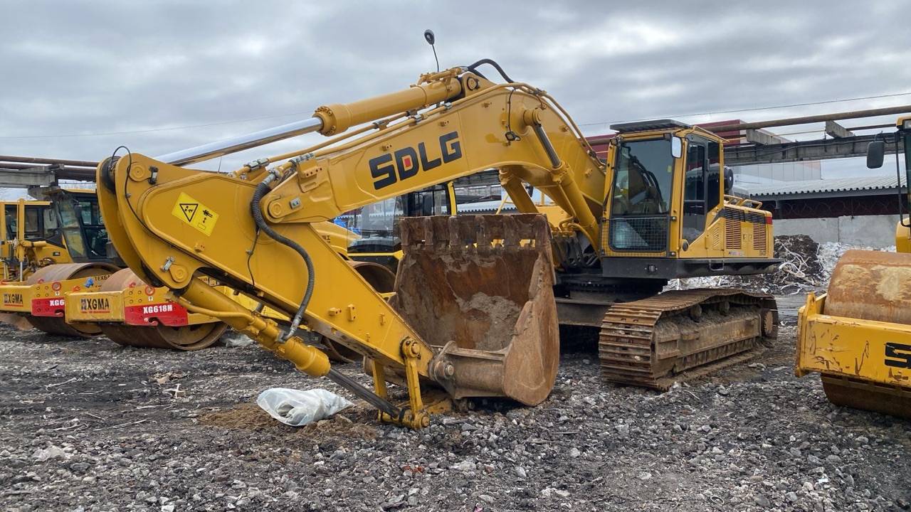 SDLG/LGCE Е6400F