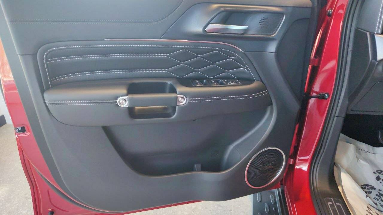 Tank 300 Драйв 2.0 АТ полный привод