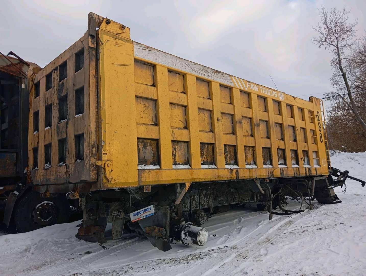FAW CA3311P66K24T4E5 8х4,  1 км, 2021 года в лизинг