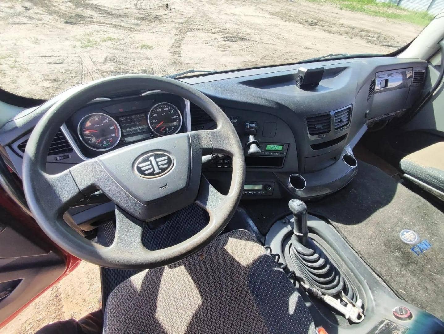 FAW CA3250P66K24L1TE5 6x6,  148 678 км, 2022 года в лизинг
