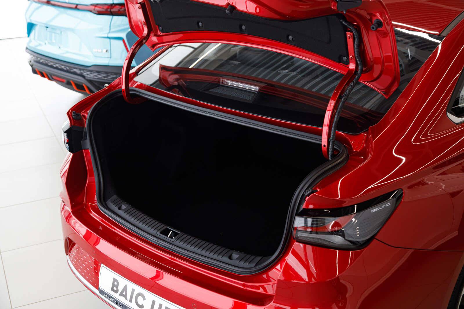 BAIC U5 Plus Luxury 1.5 MT