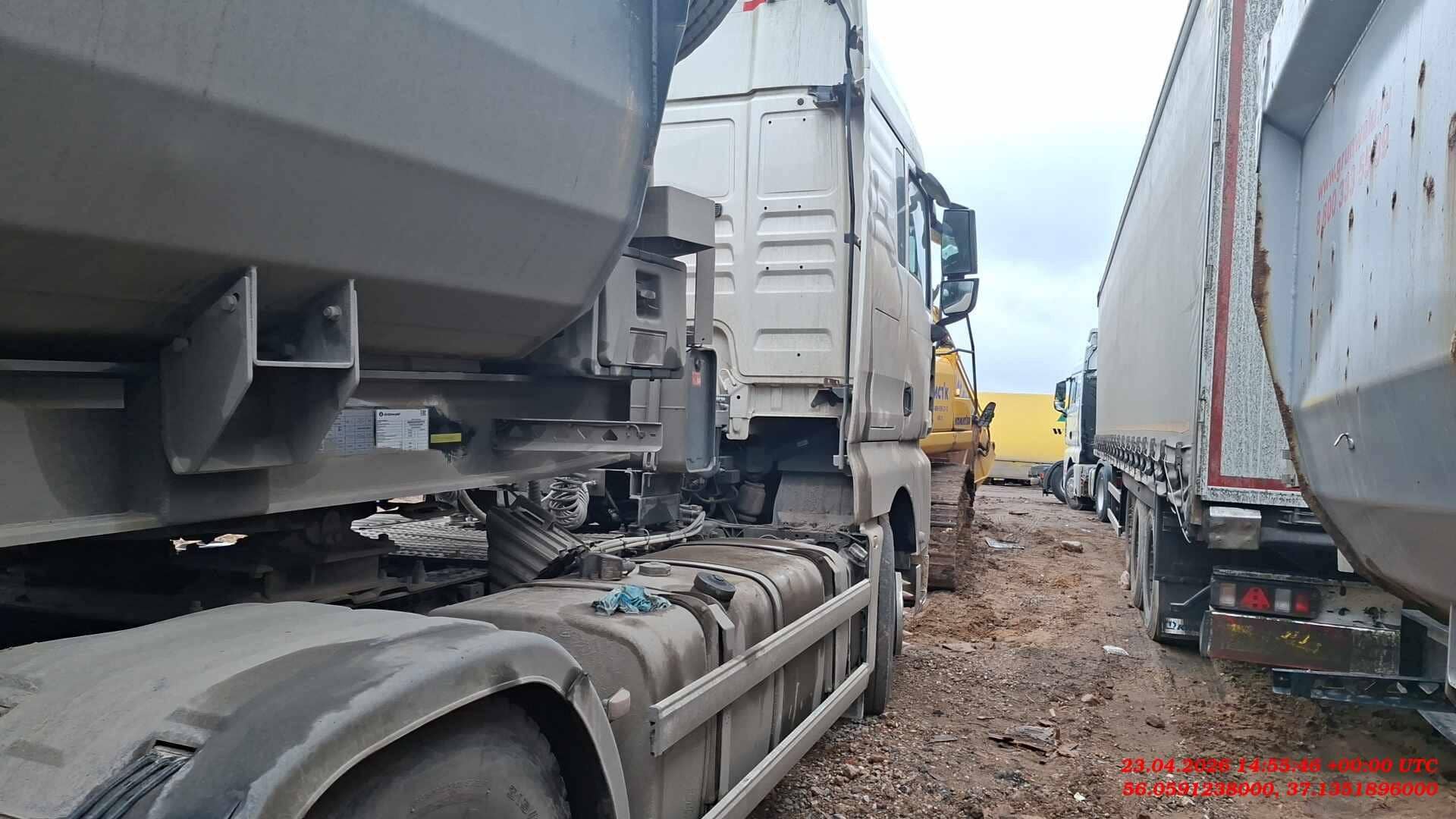 Sitrak C7H MAX ZZ4186V391HE,  214 409 км, 2023 года