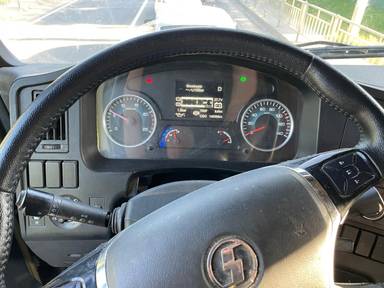 Shacman SX42584W324C