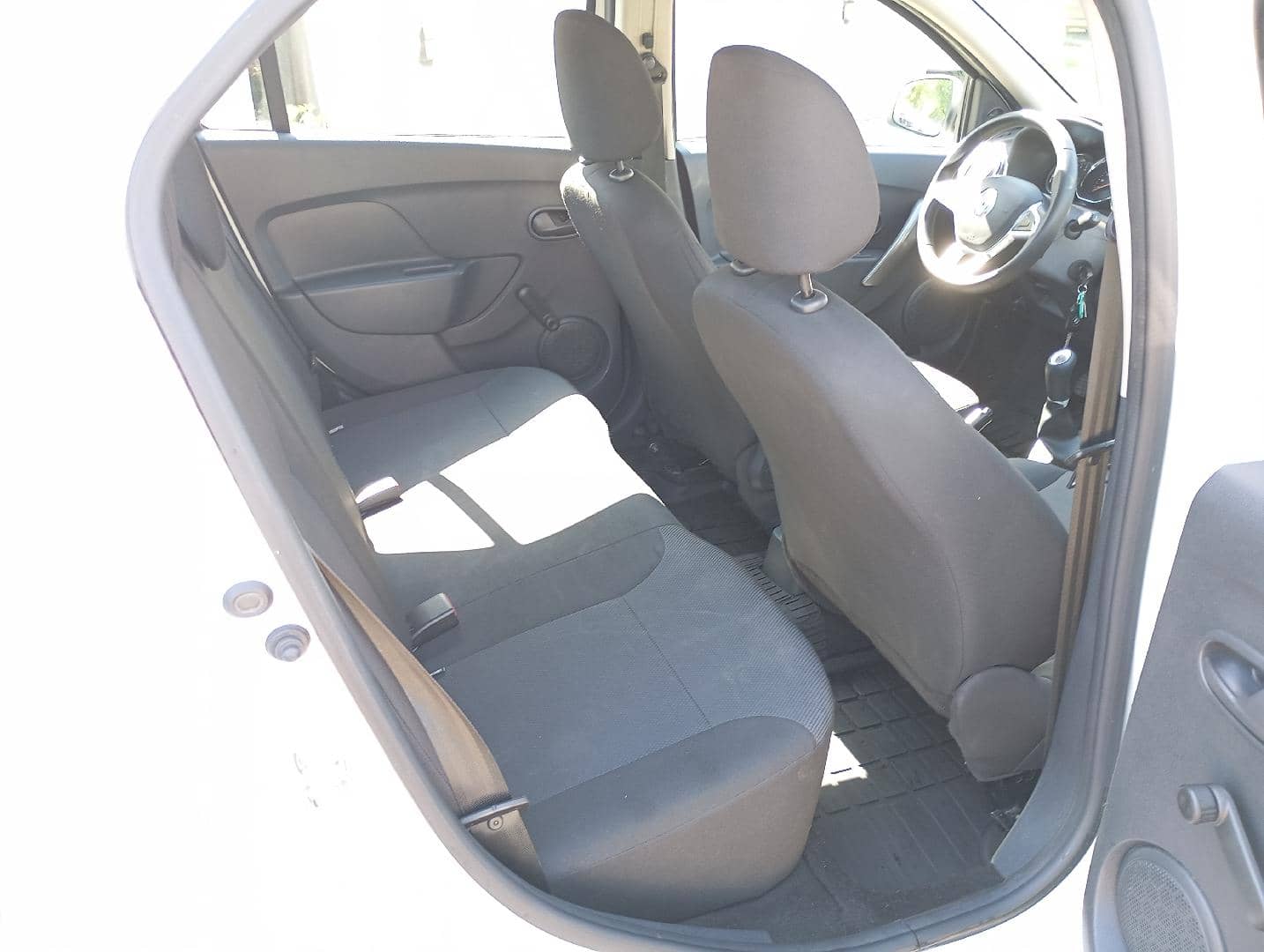 Renault Logan II,  161 641 км, 2019 года в лизинг