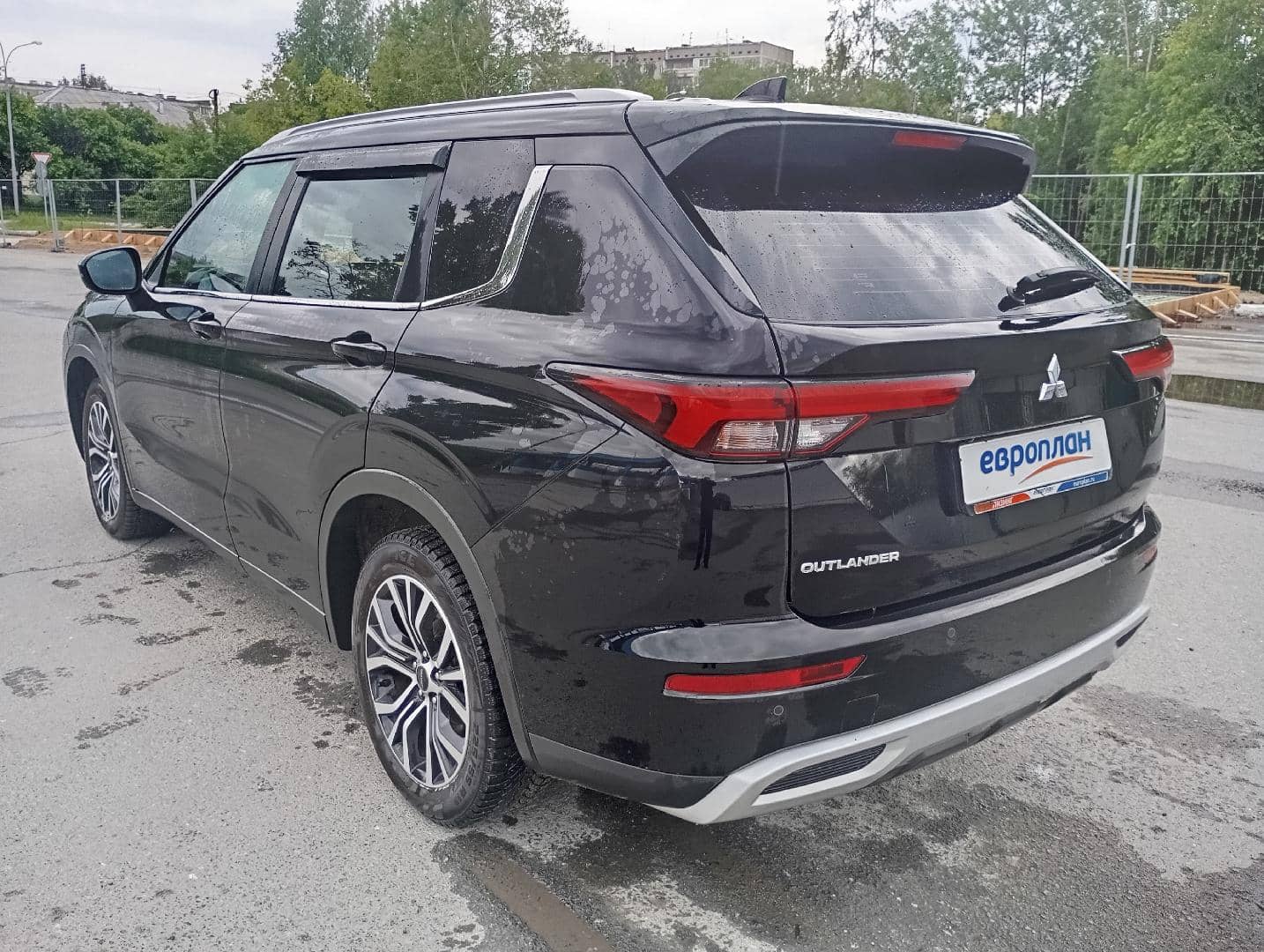 Mitsubishi Outlander,  90 049 км, 2022 года в лизинг