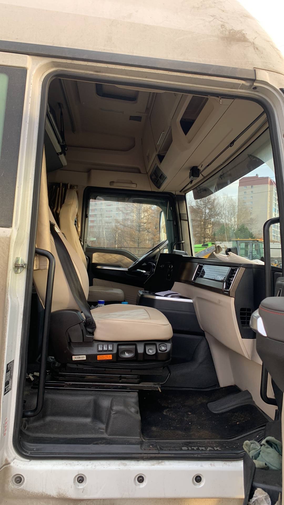 Sitrak C7H MAX ZZ4186V391HE,  339 938 км, 2023 года в лизинг