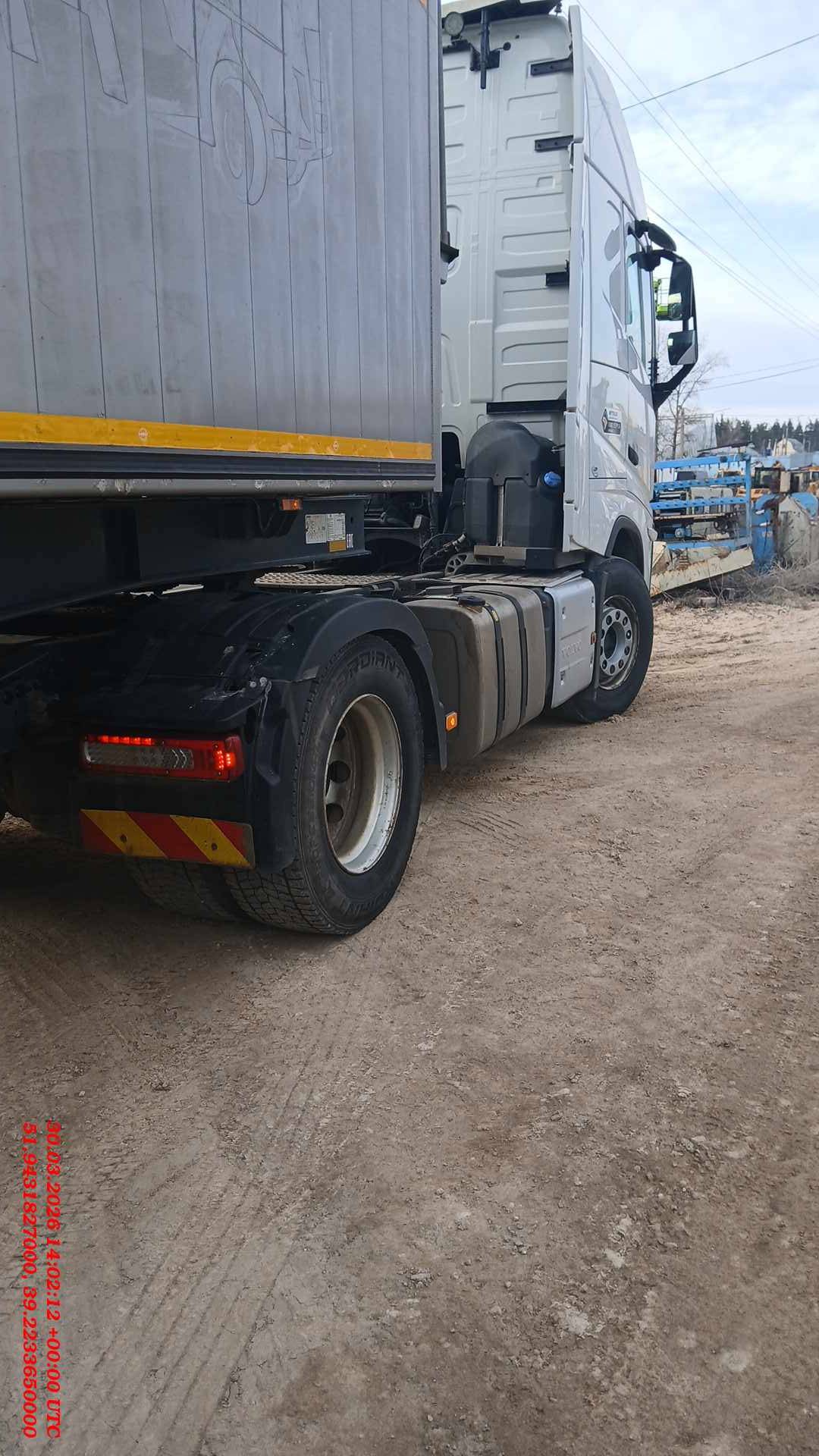 Volvo FH 460 4x2 (FH Globetrotter),  667 630 км, 2022 года в лизинг