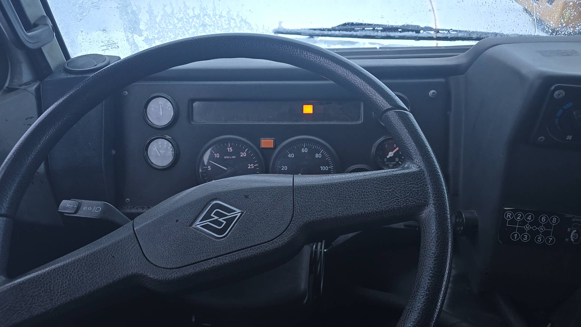 УРАЛ 6370K,  52 725 км, 2013 года в лизинг