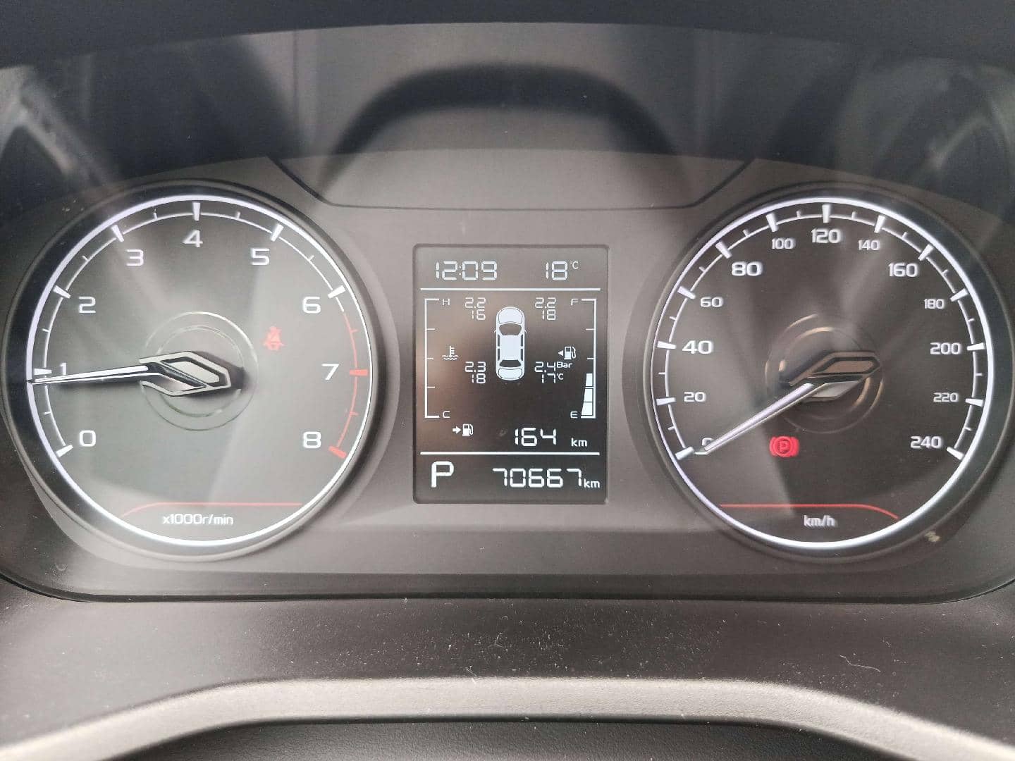 Geely Emgrand,  70 667 км, 2024 года в лизинг