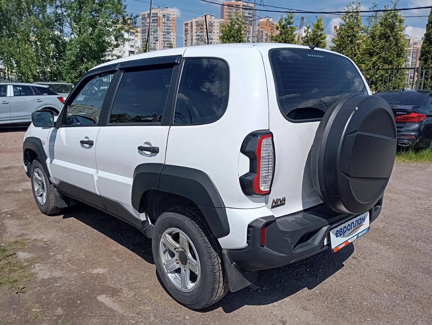 Lada Niva Travel,  61 200 км, 2023 года в лизинг