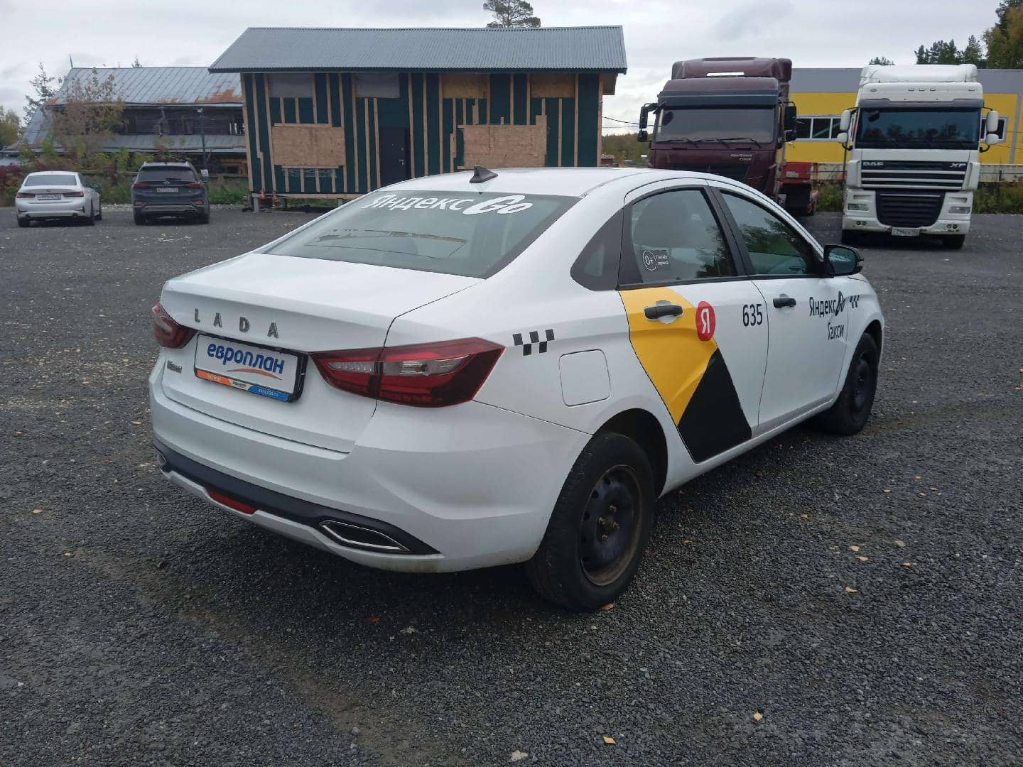 Lada Vesta седан,  102 441 км, 2023 года в лизинг
