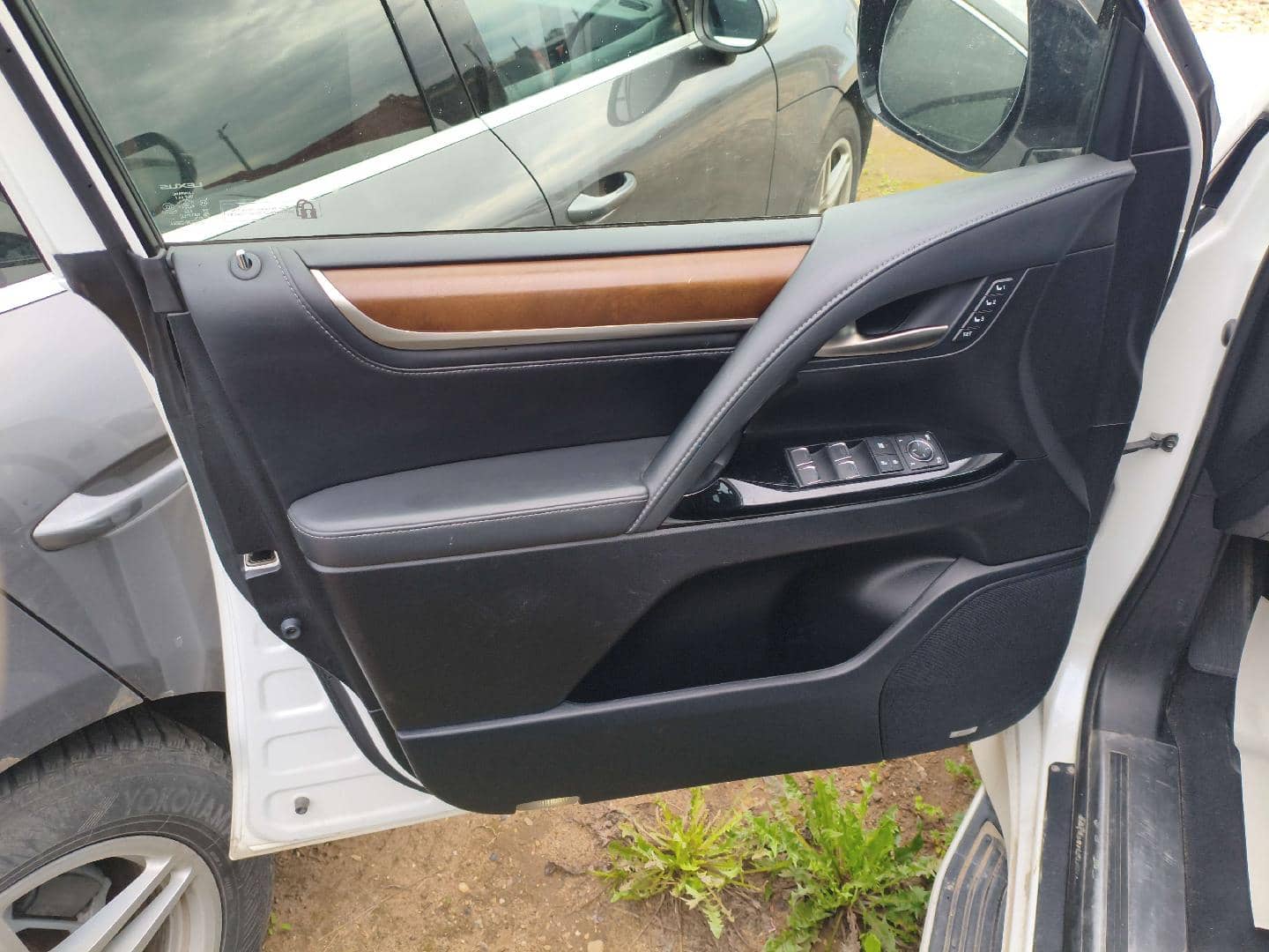 Lexus LX 570,  116 767 км, 2019 года в лизинг