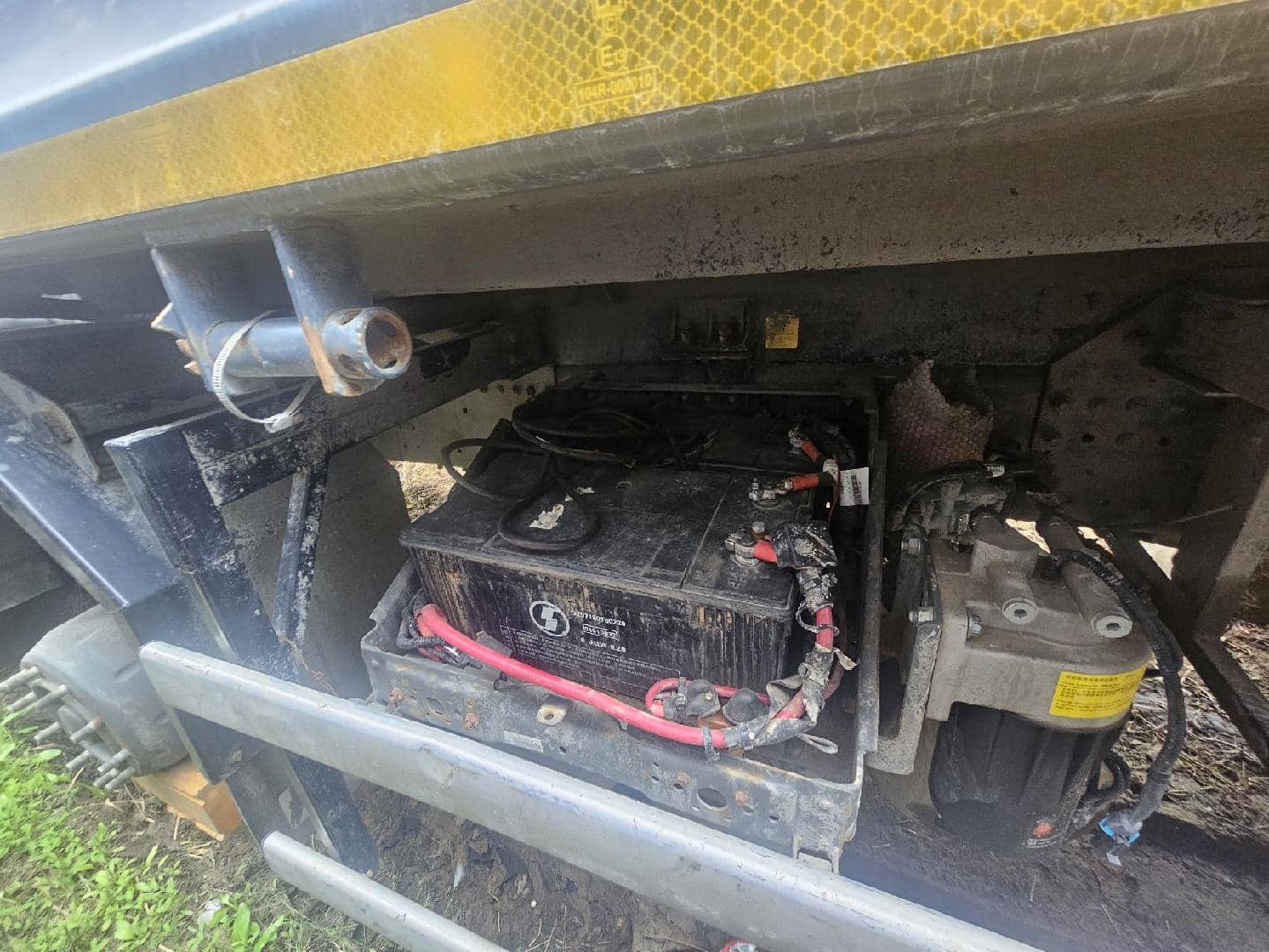 Sitrak ZZ3316V306ME,  97 233 км, 2023 года