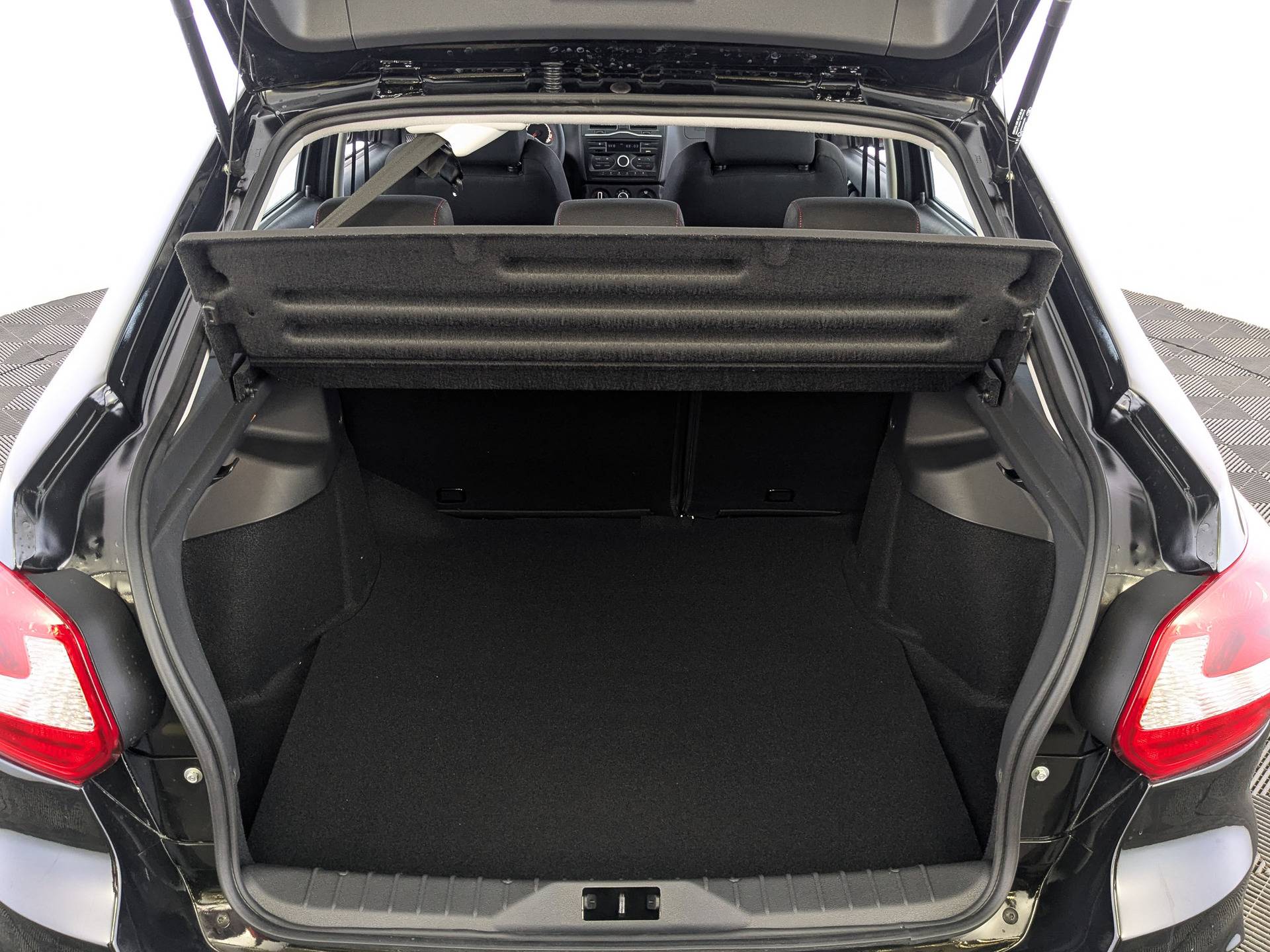 Lada Granta Drive Active Comfort 24 1.6 106hp 5MT