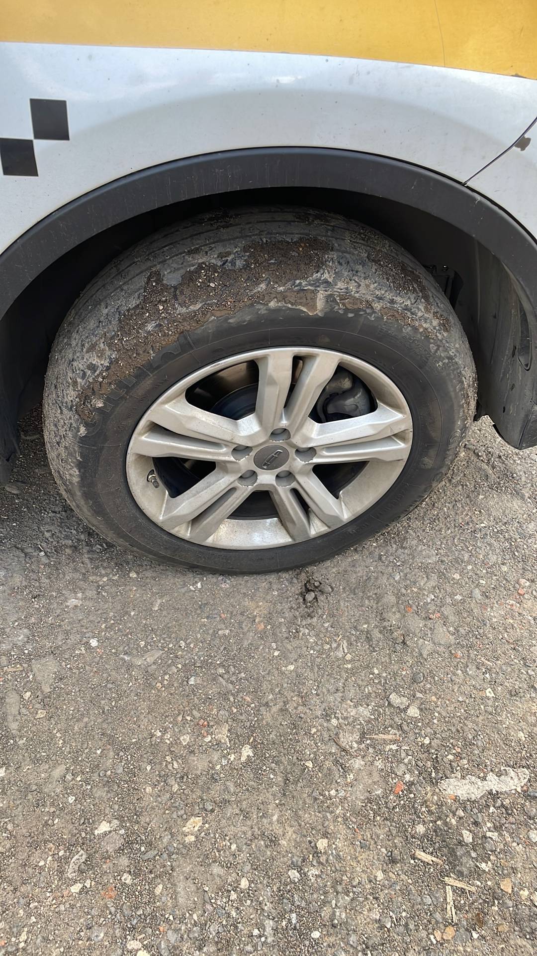 Geely Atlas Pro,  164 090 км, 2023 года в лизинг