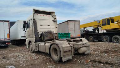 Sitrak C7H 4x2 ZZ4186V361HE