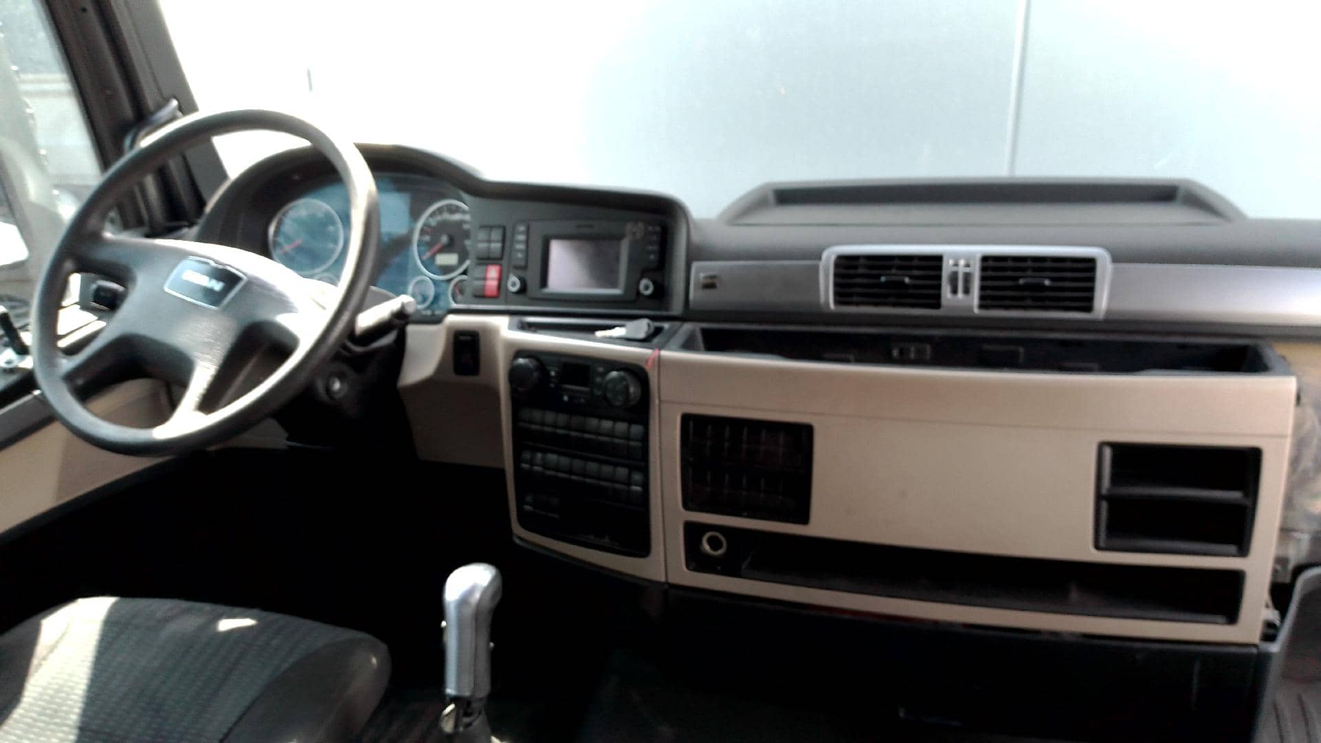 MAN TGX 18.400 4X2 BLS (XL),  253 166 км, 2018 года