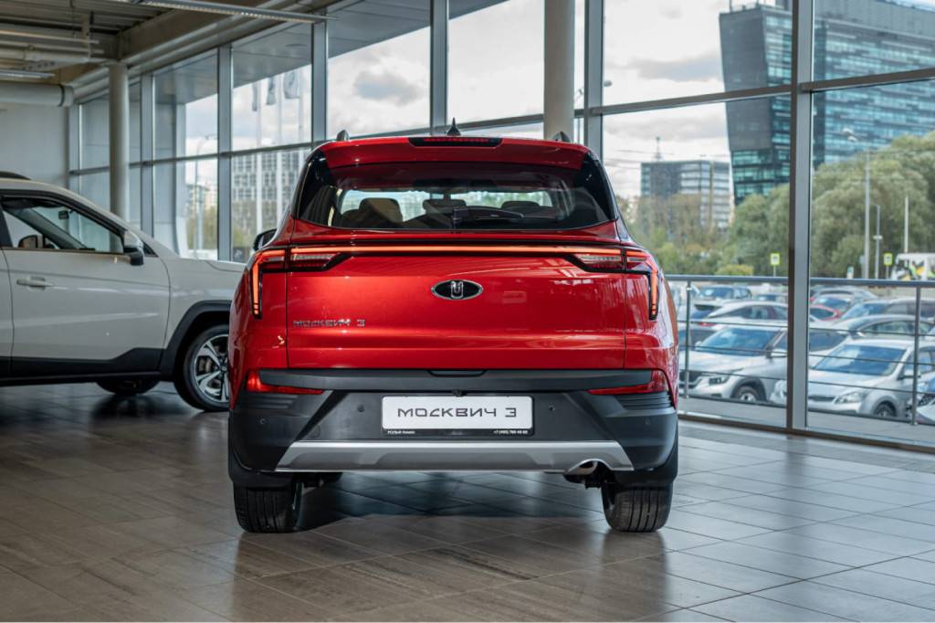 Москвич 3 Стандарт плюс 1.5Т CVT