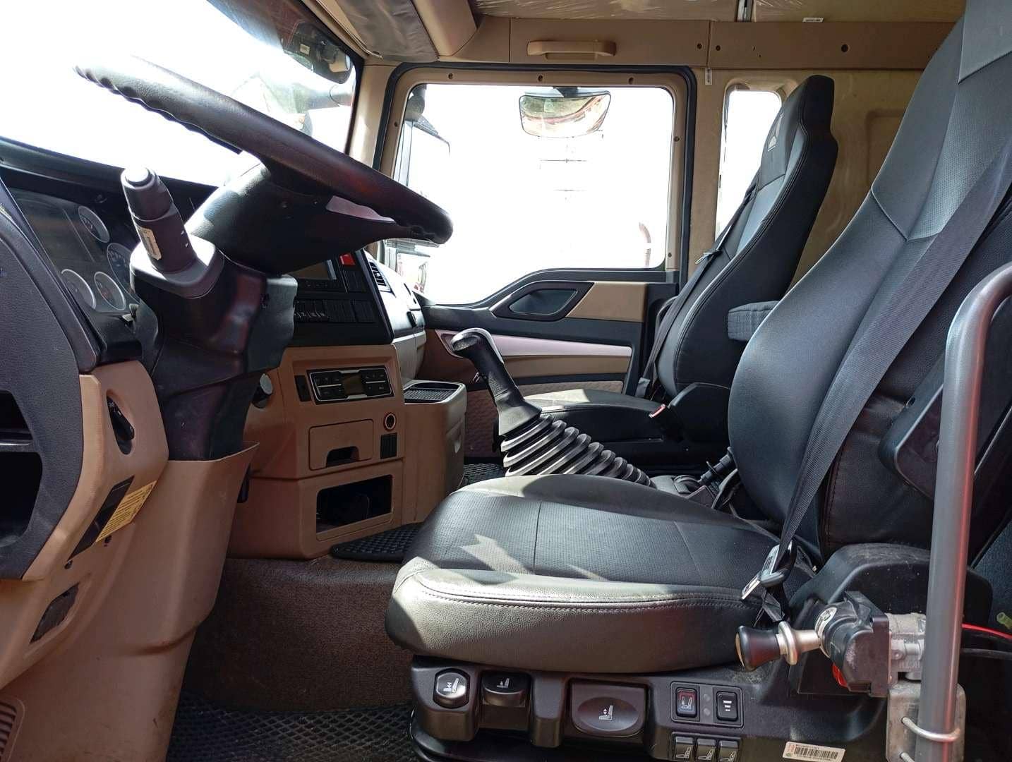 HOWO ZZ3256V384GE 6x4,  97 846 км, 2024 года в лизинг