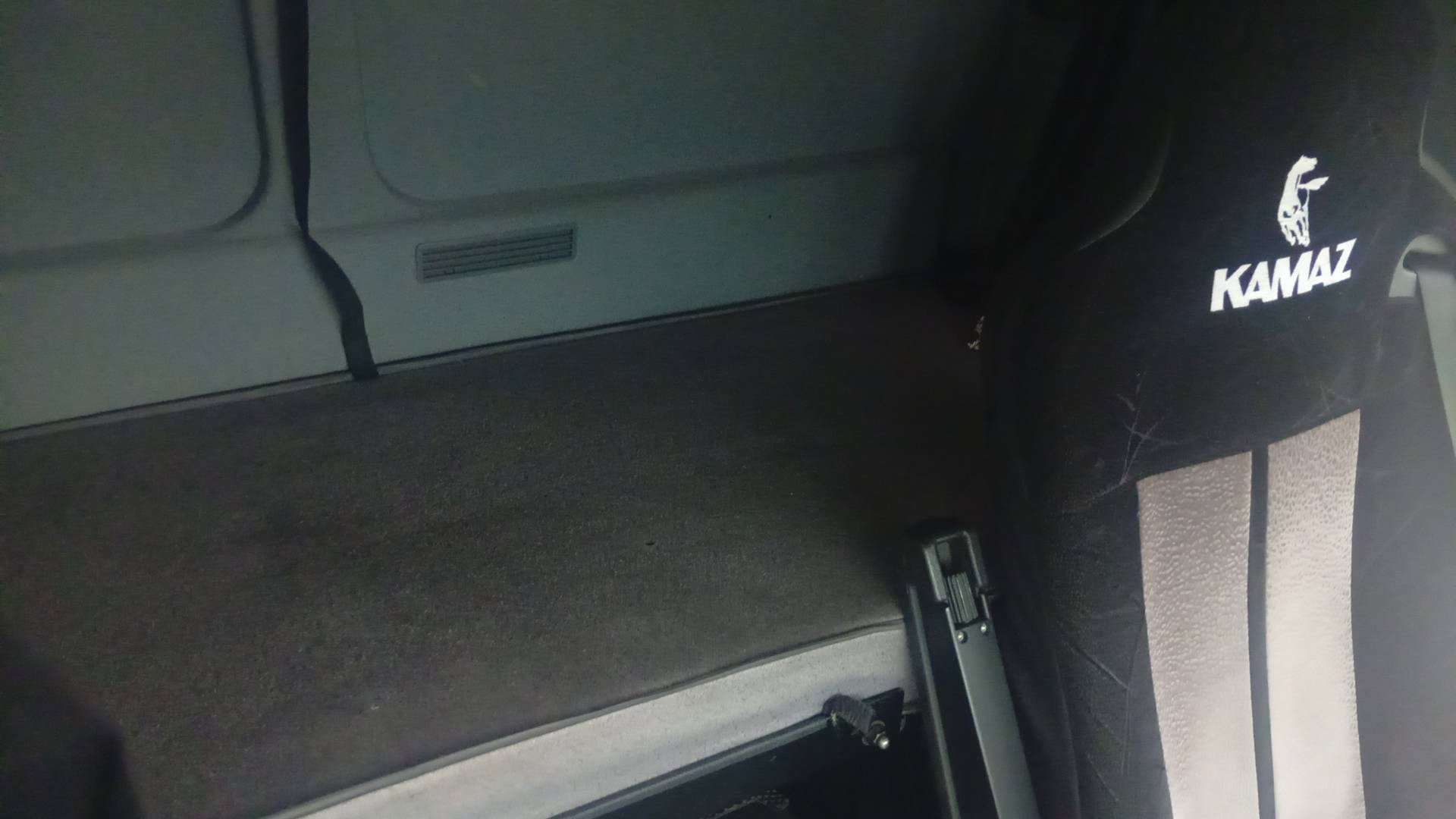 КАМАЗ 65207-87(S5),  360 972 км, 2018 года в лизинг