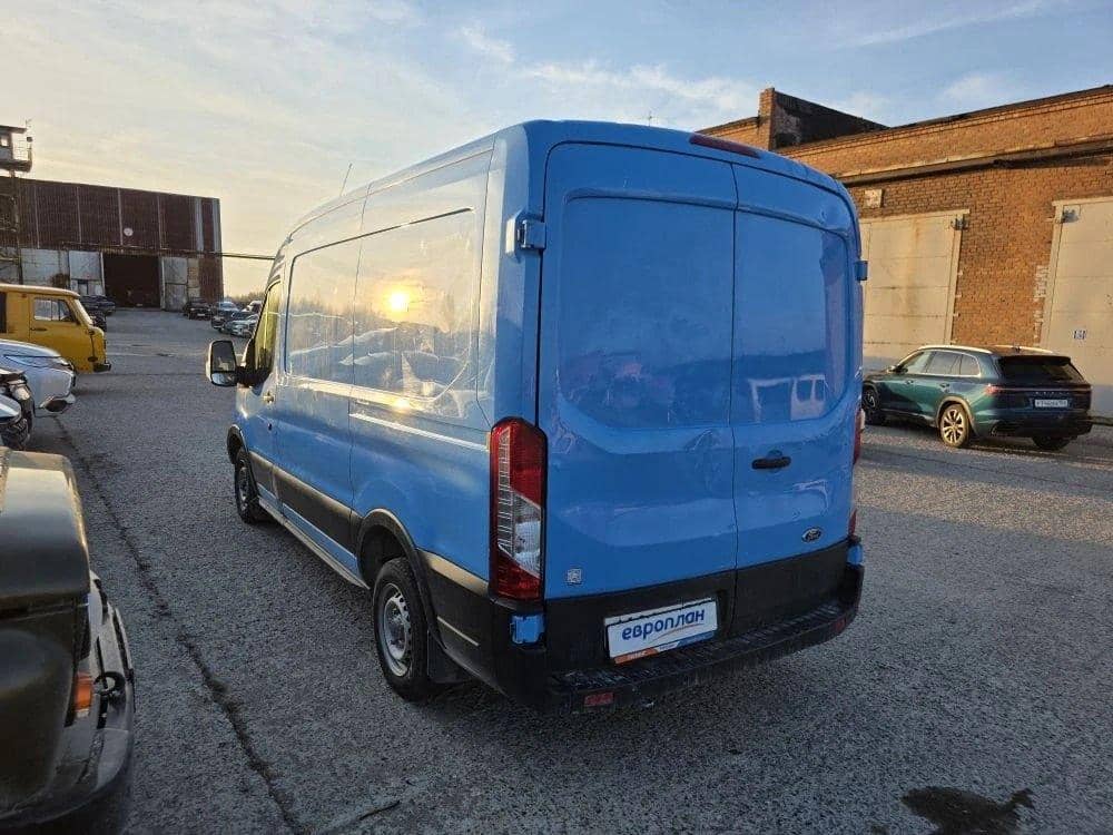 Ford Transit,  143 890 км, 2021 года в лизинг