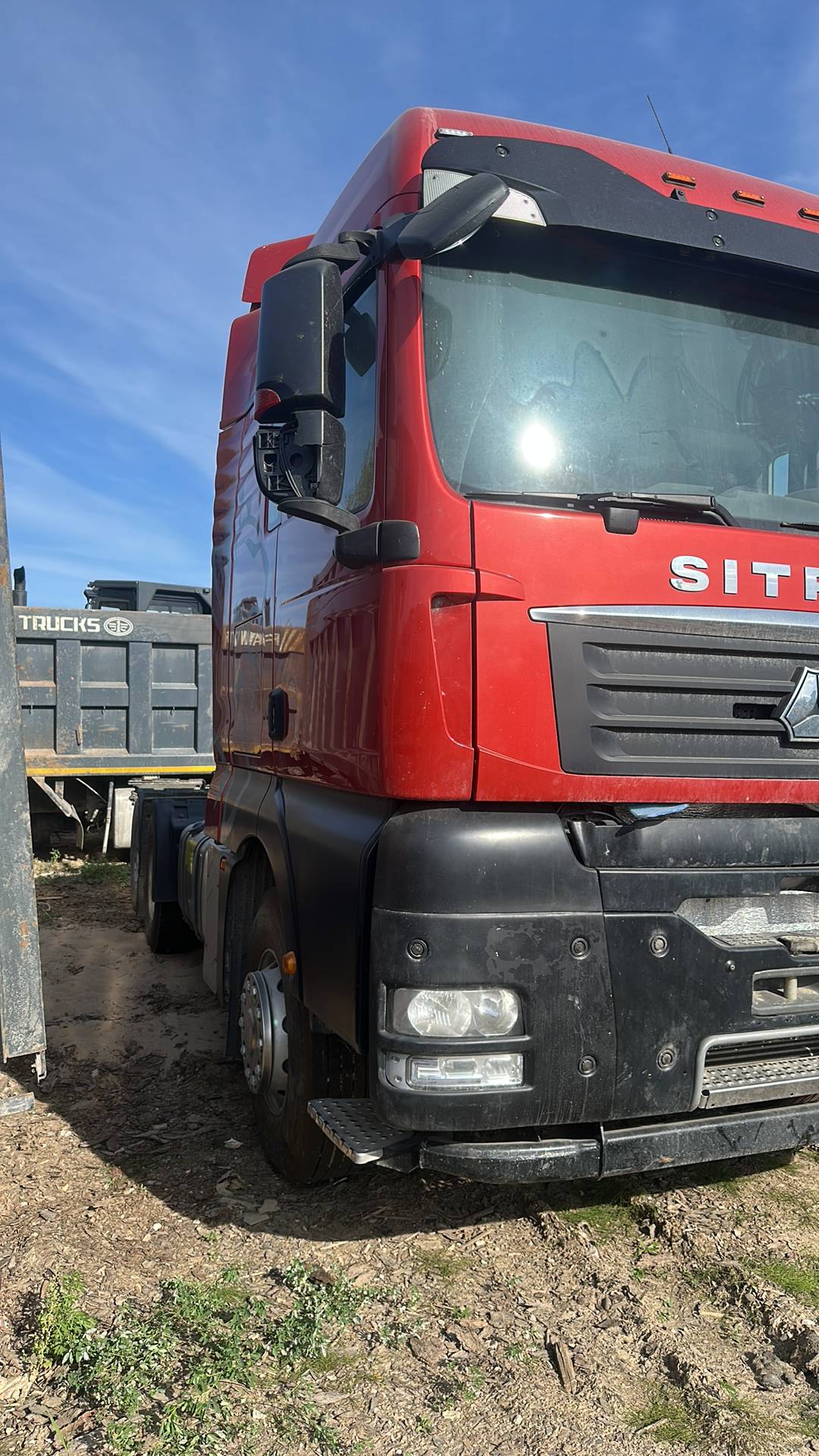 Sitrak С7Н 6×4 ZZ4256V364HE