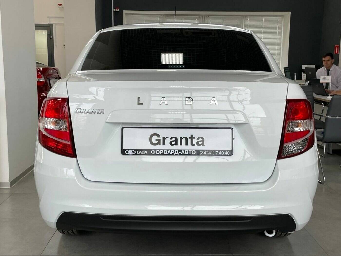 Lada Granta седан Comfort 1.6 90hp 5MT