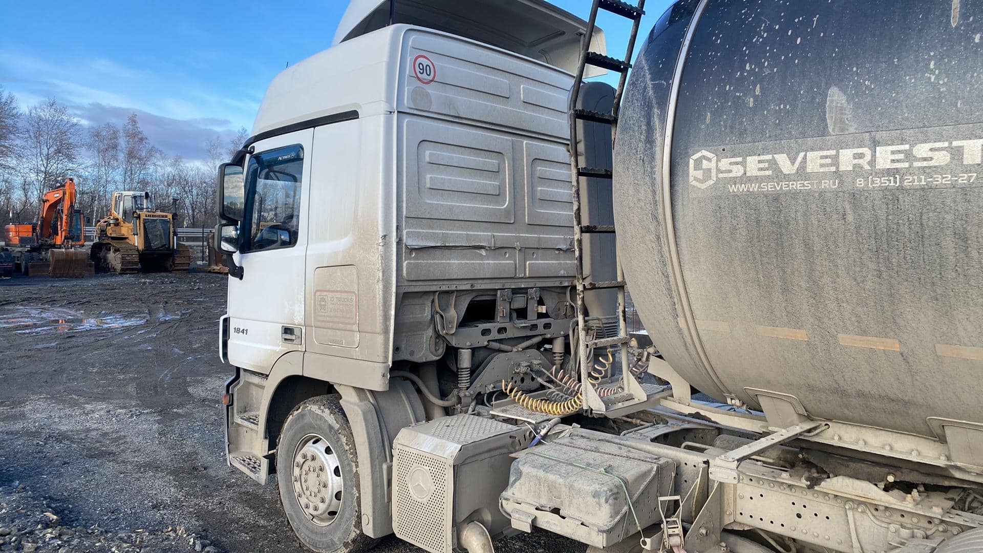 Mercedes-Benz Actros 3 1844 LS 4x2 (Megaspace),  1 134 271 км, 2017 года в лизинг