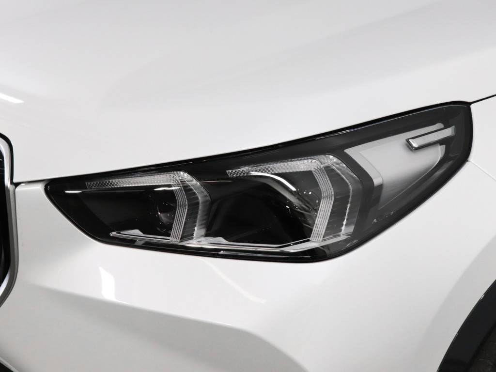 BMW X1 Икс-Драйв25Ли Икс Дизайн (X Design)