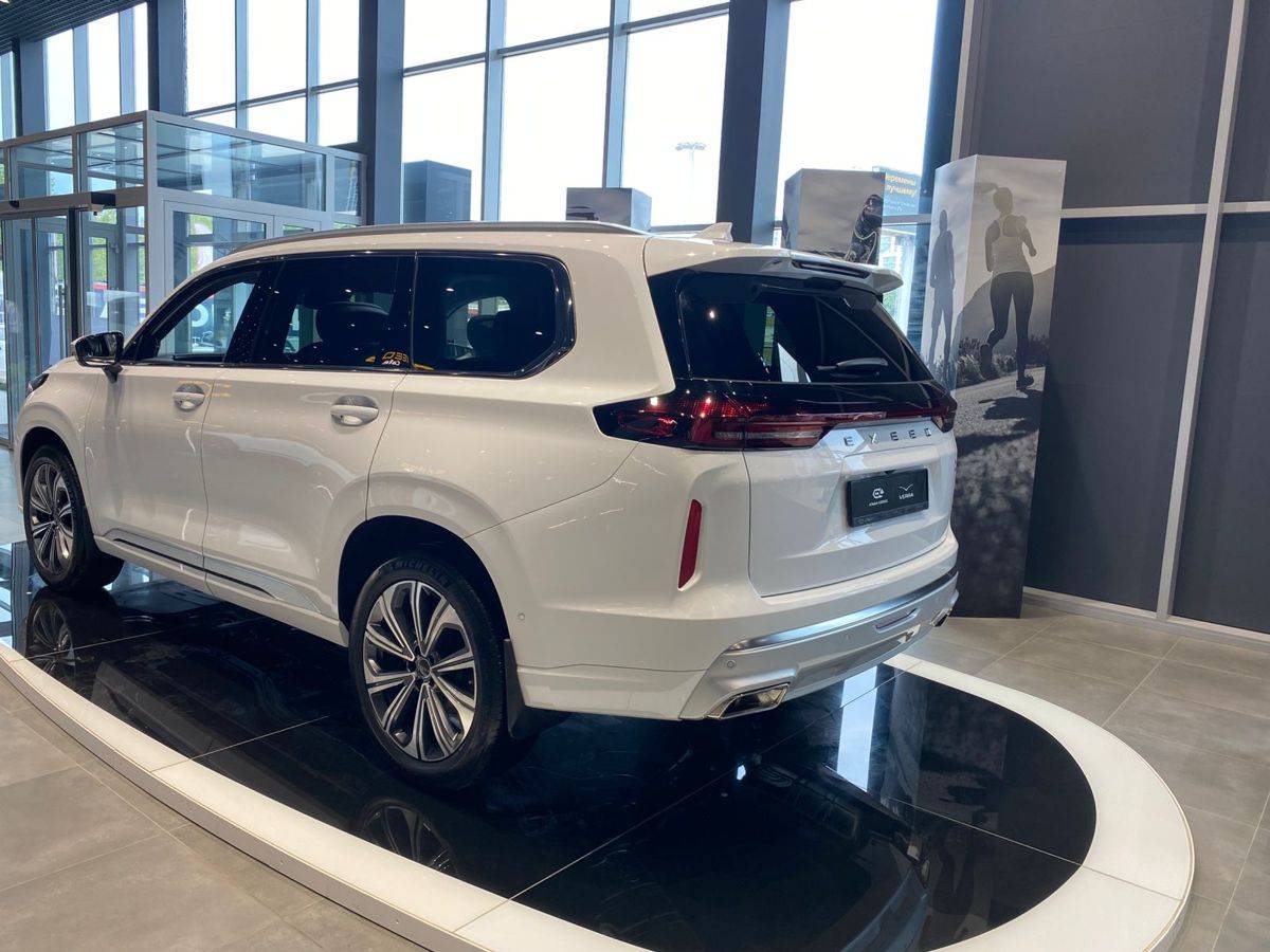 EXEED VX President 7 мест 2.0T 8AT 4WD