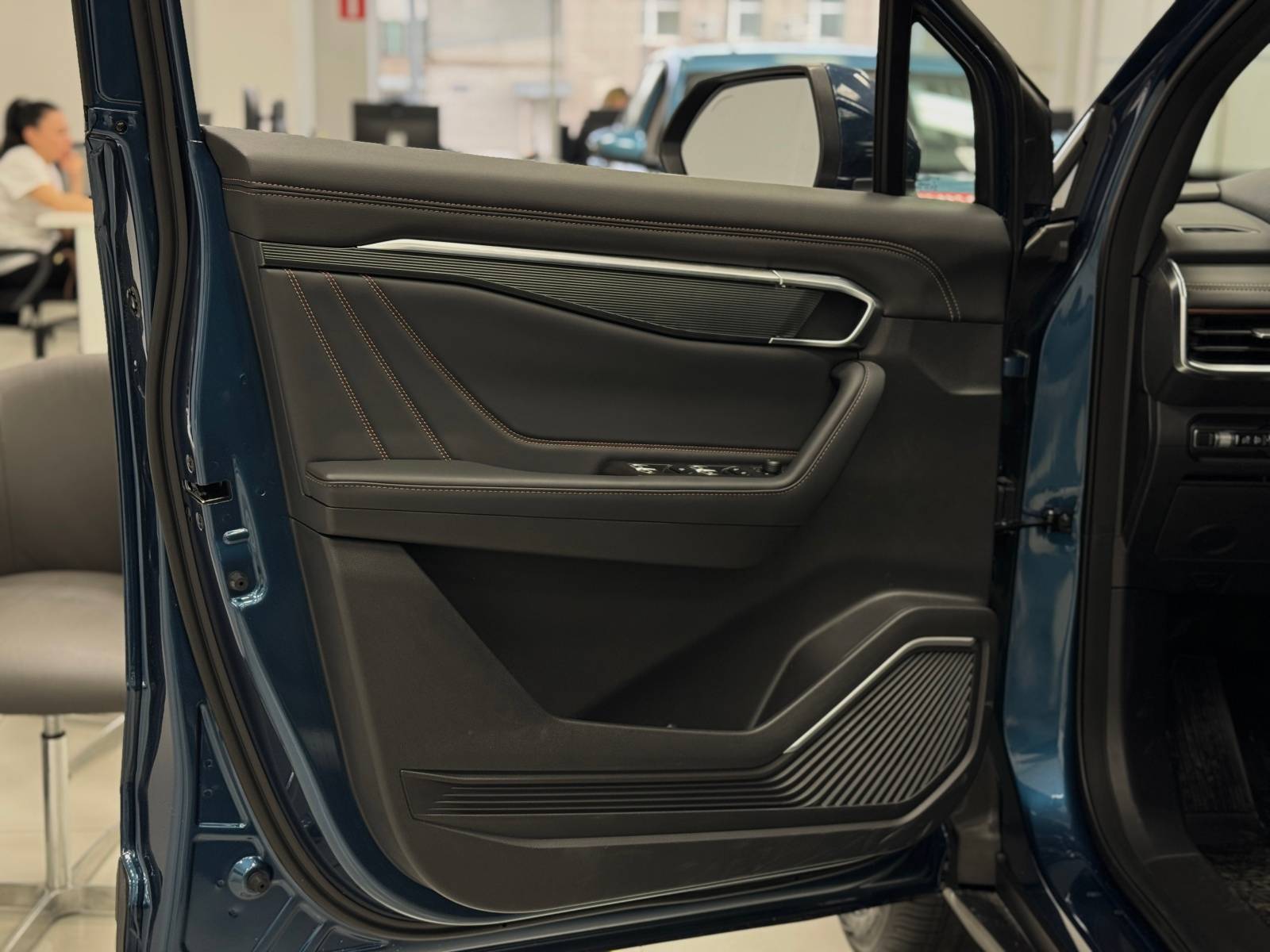 Geely Okavango Flagship 2.0T 7DCT 2WD