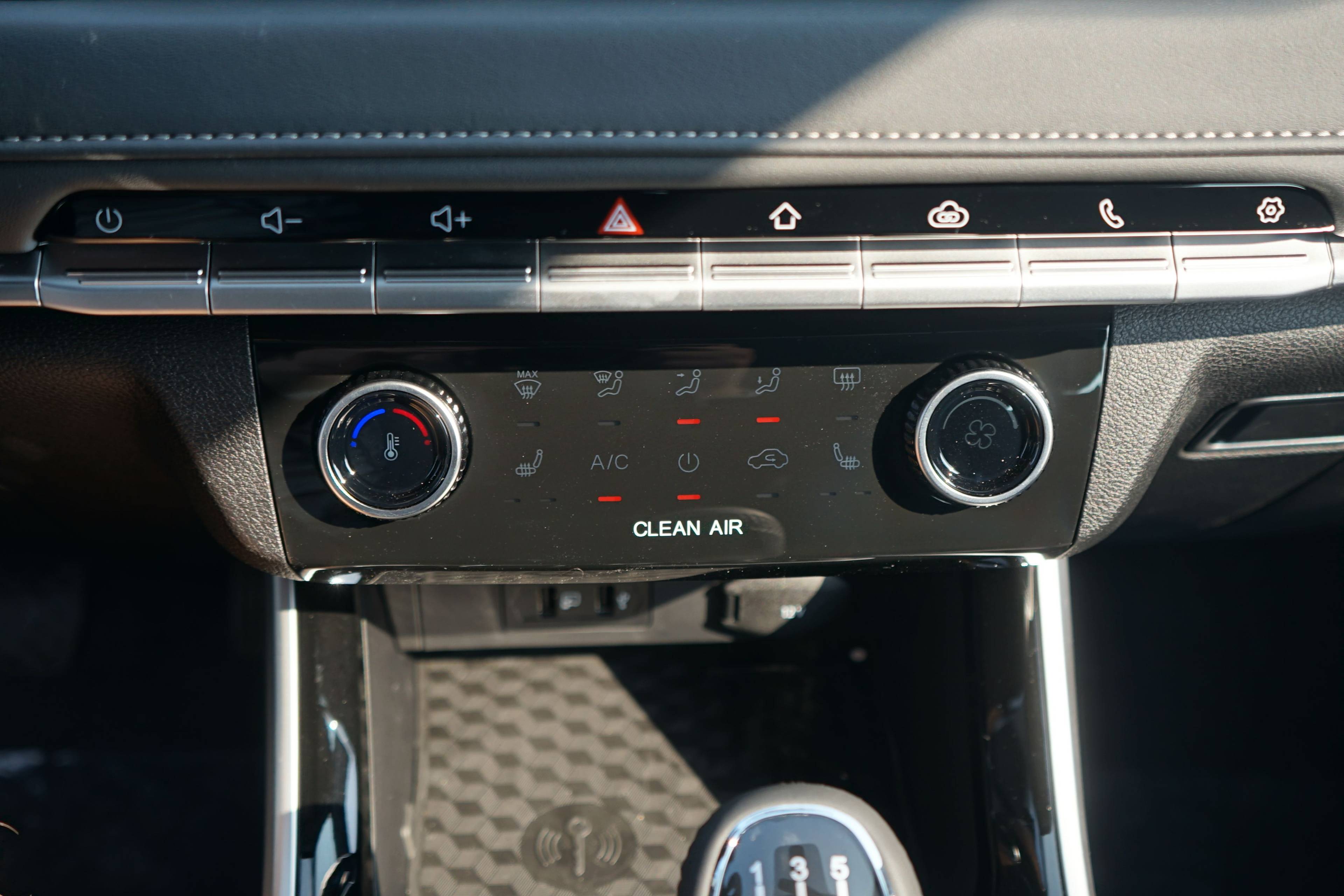 Chery Tiggo 4 PRO Action