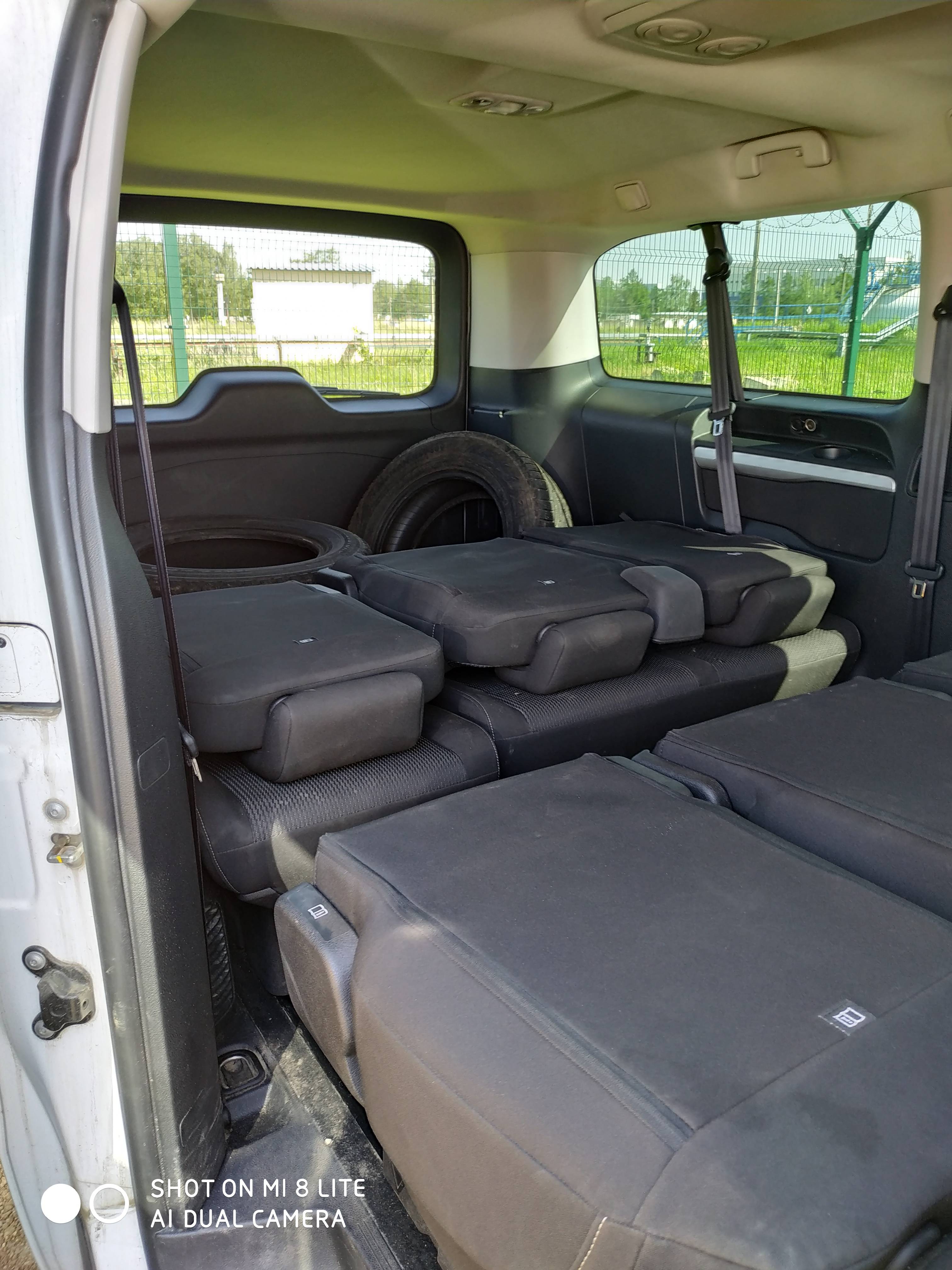 Peugeot Traveller Лот 000005924
