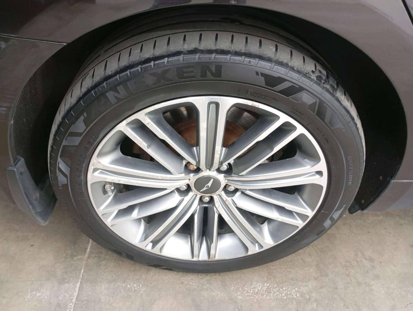 Genesis G80,  251 124 км, 2019 года в лизинг