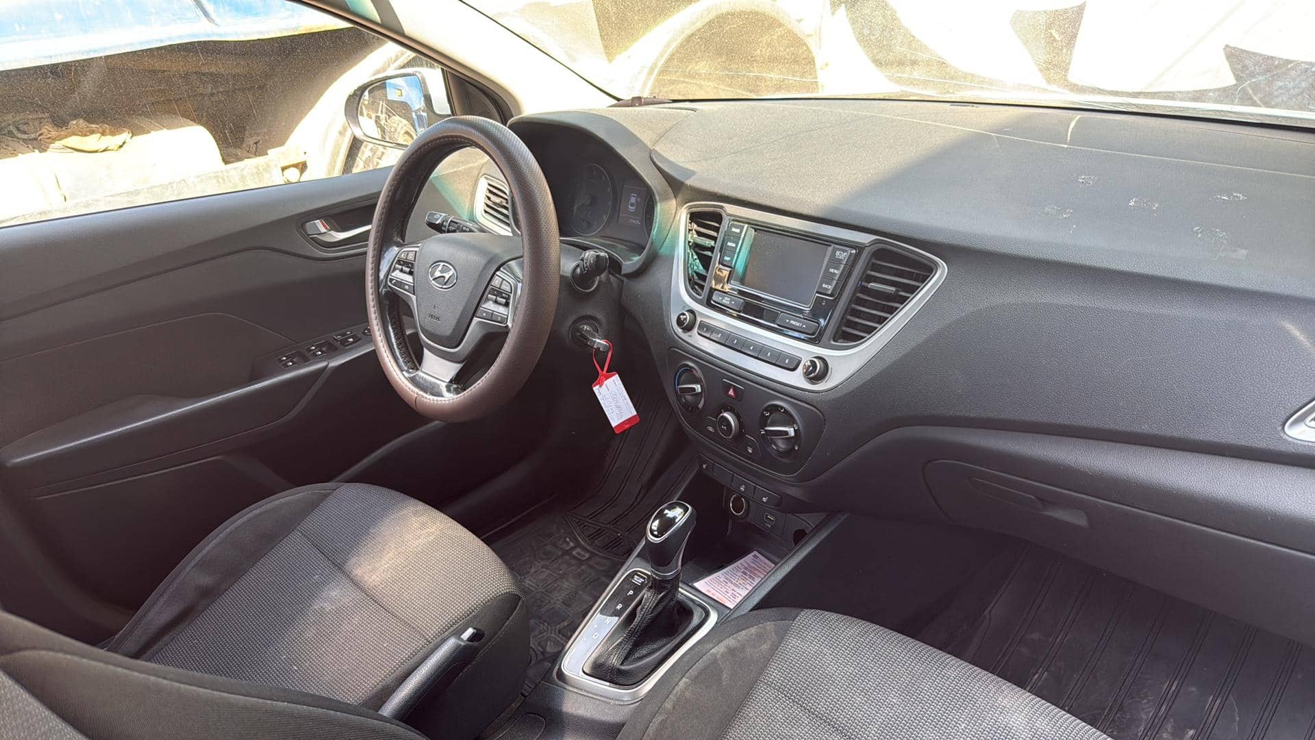Hyundai Solaris,  294 625 км, 2019 года в лизинг