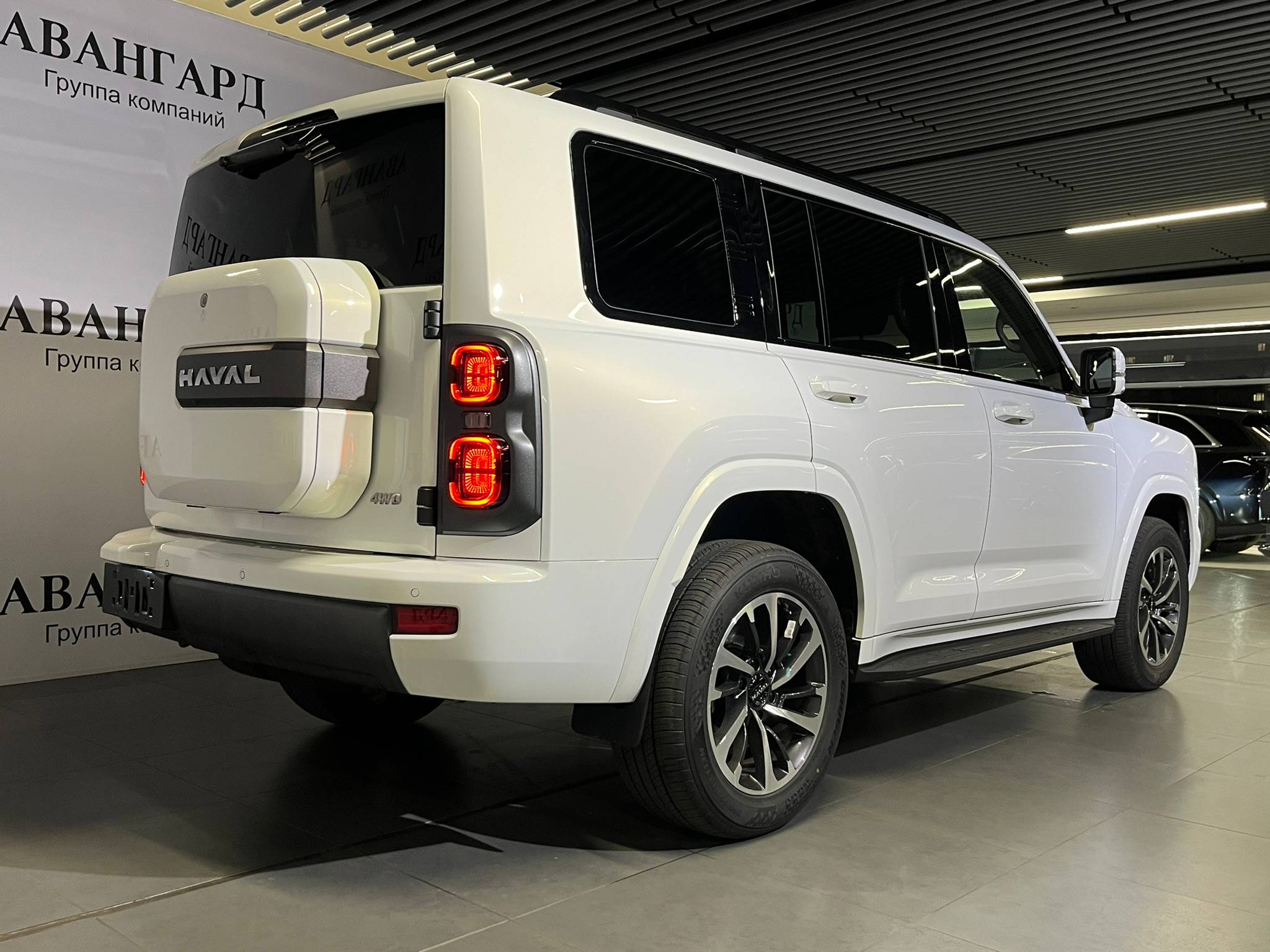 Haval H9 Premium 2.0T 8AT 4WD