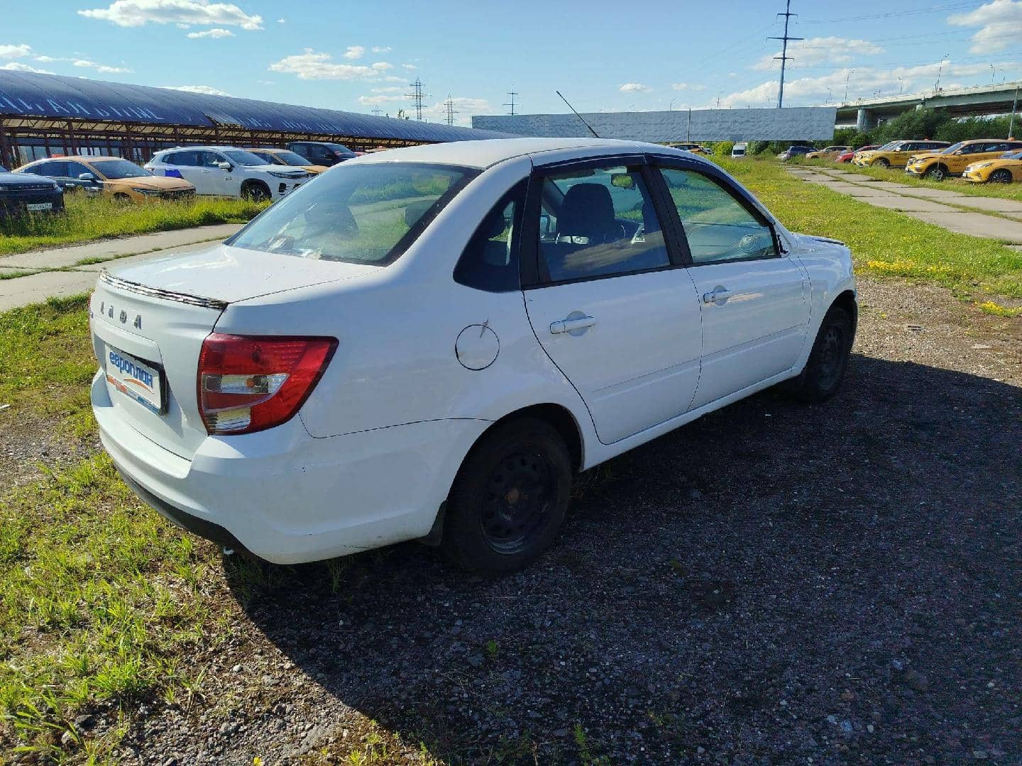 Lada Granta седан,  134 245 км, 2023 года в лизинг