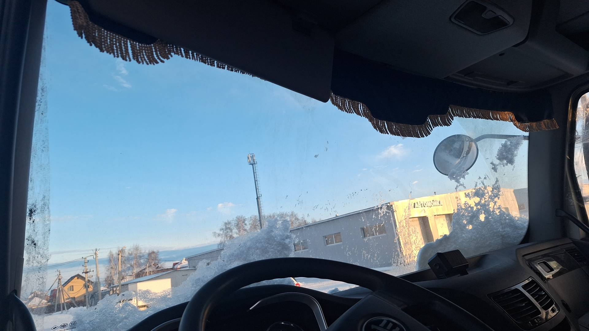 FAW CA3250P66K24T1E5 6х4,  173 630 км, 2022 года в лизинг