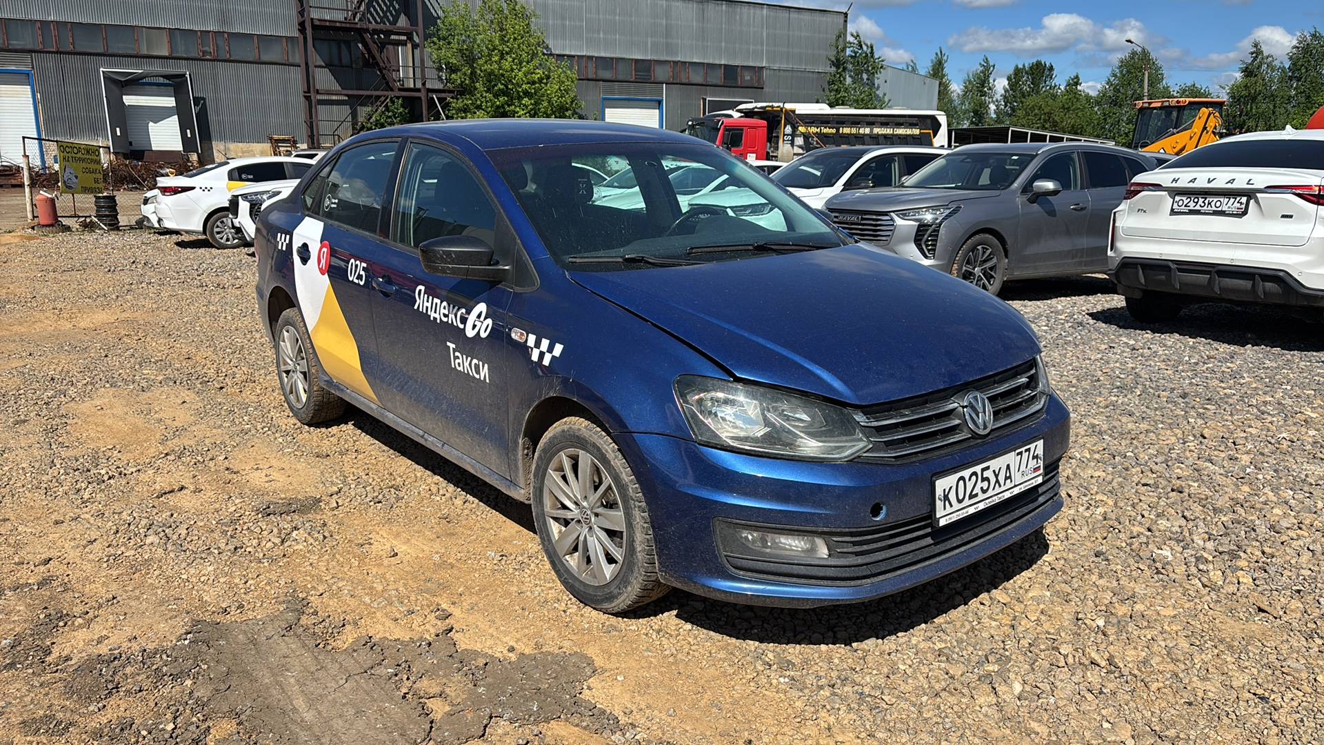 Volkswagen Polo,  252 305 км, 2019 года