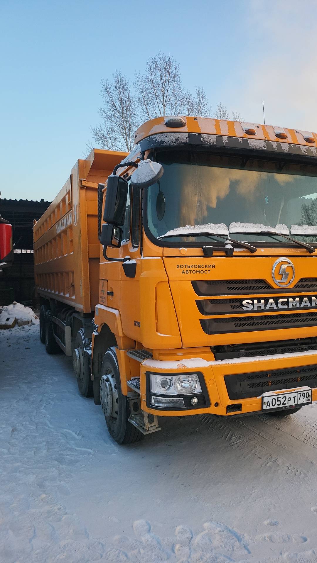 Shacman SX3318DT366 8x4,  130 000 км, 2021 года в лизинг