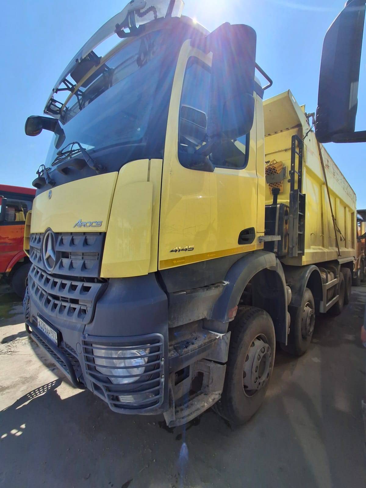 Mercedes-Benz Arocs 4142 K  Лот 000007646