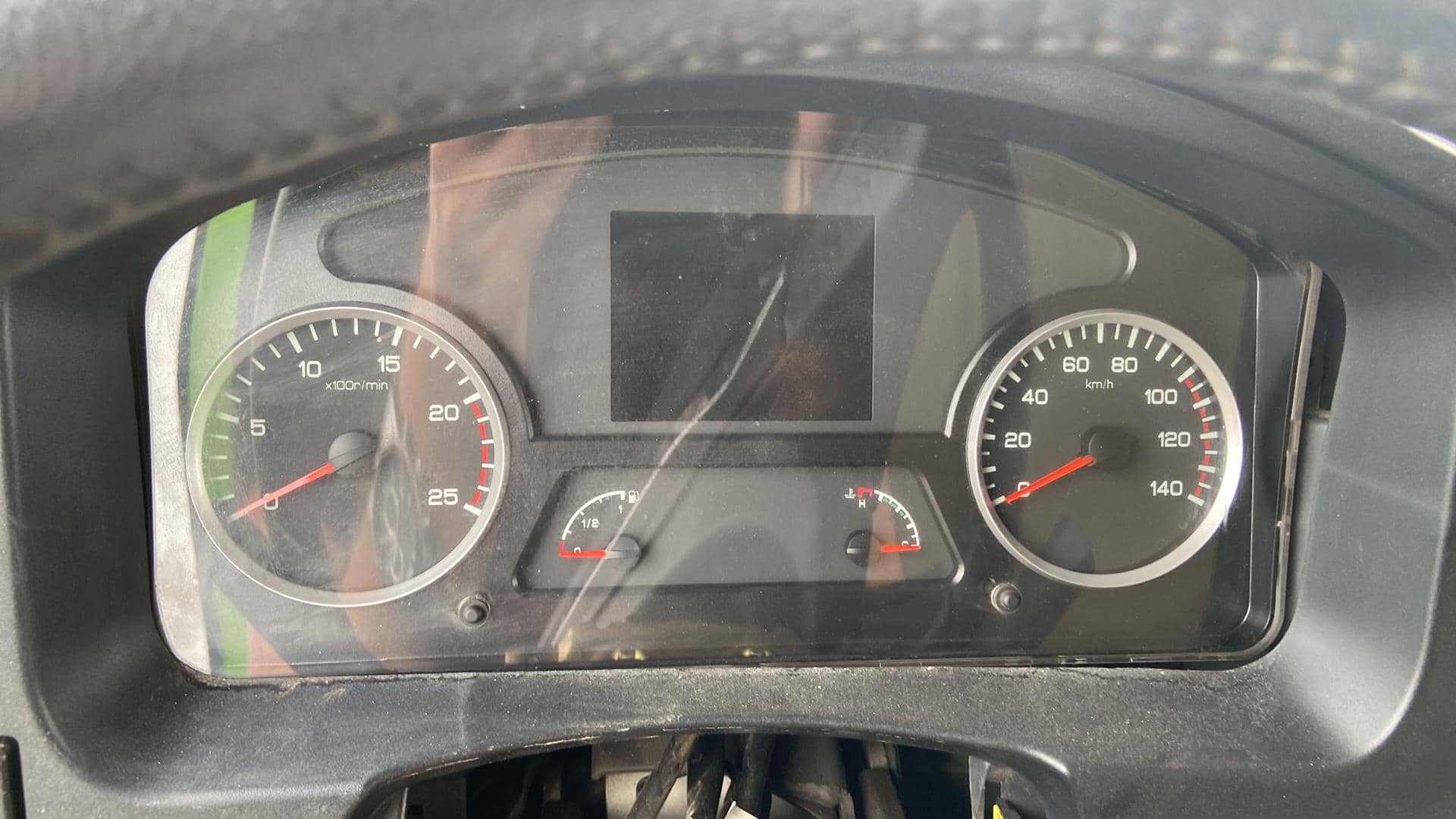 Shacman SX33186T366C,  104 000 км, 2022 года