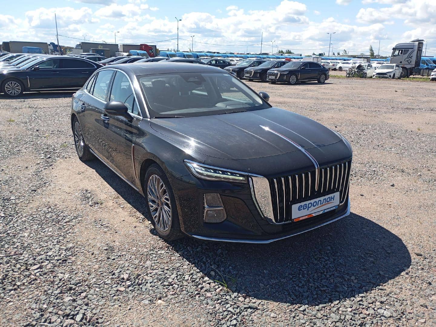 Hongqi H5,  168 692 км, 2024 года в лизинг