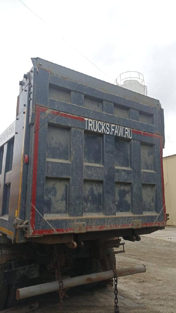 FAW CA3310P66K24T4E5 8х4,  1 111 км, 2023 года